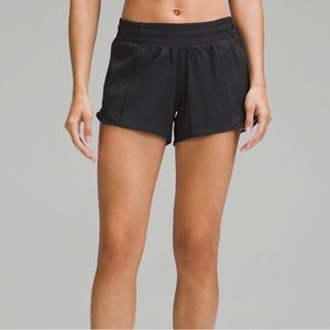 Lululemon Hottie Hot Low Rise 4”